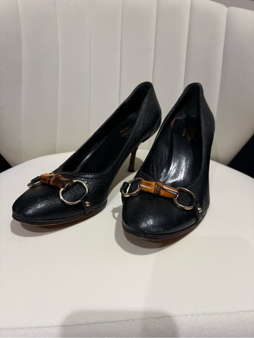 Gucci Black Leather Pumps with Bamboo Horsebit